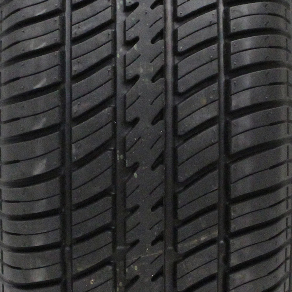 All Season P225/70R15 100T Passenger Tire N56121