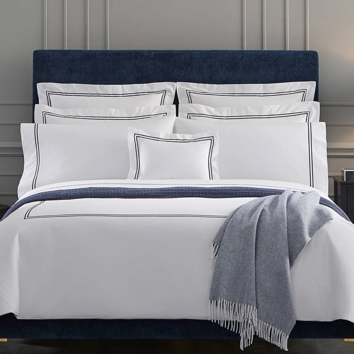 White Full/Queen Duvet Cover A77372