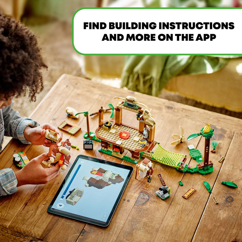 Buildable Game with 2 Collectible Figures T6091