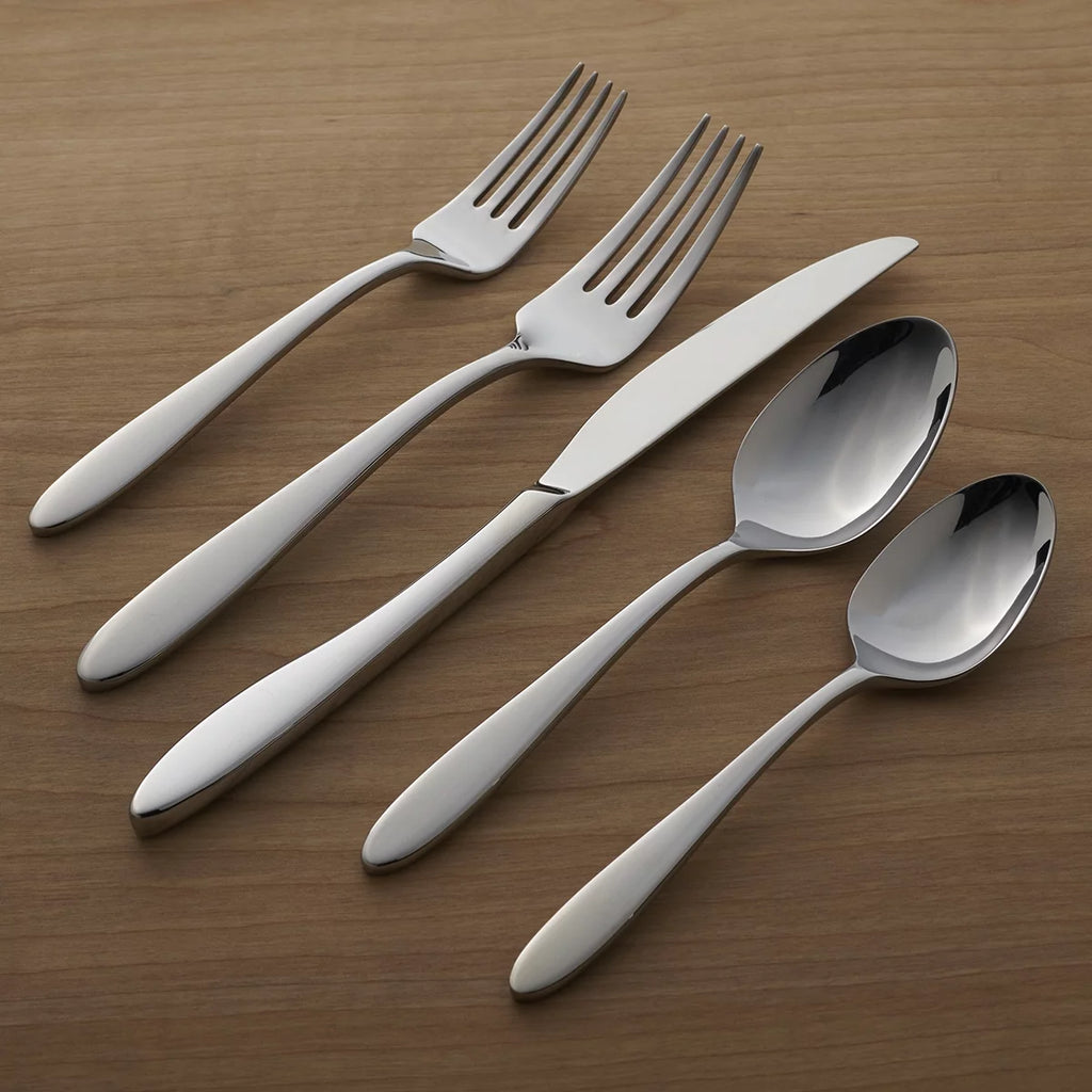 20-Piece Stainless Steel Silverware Set B927