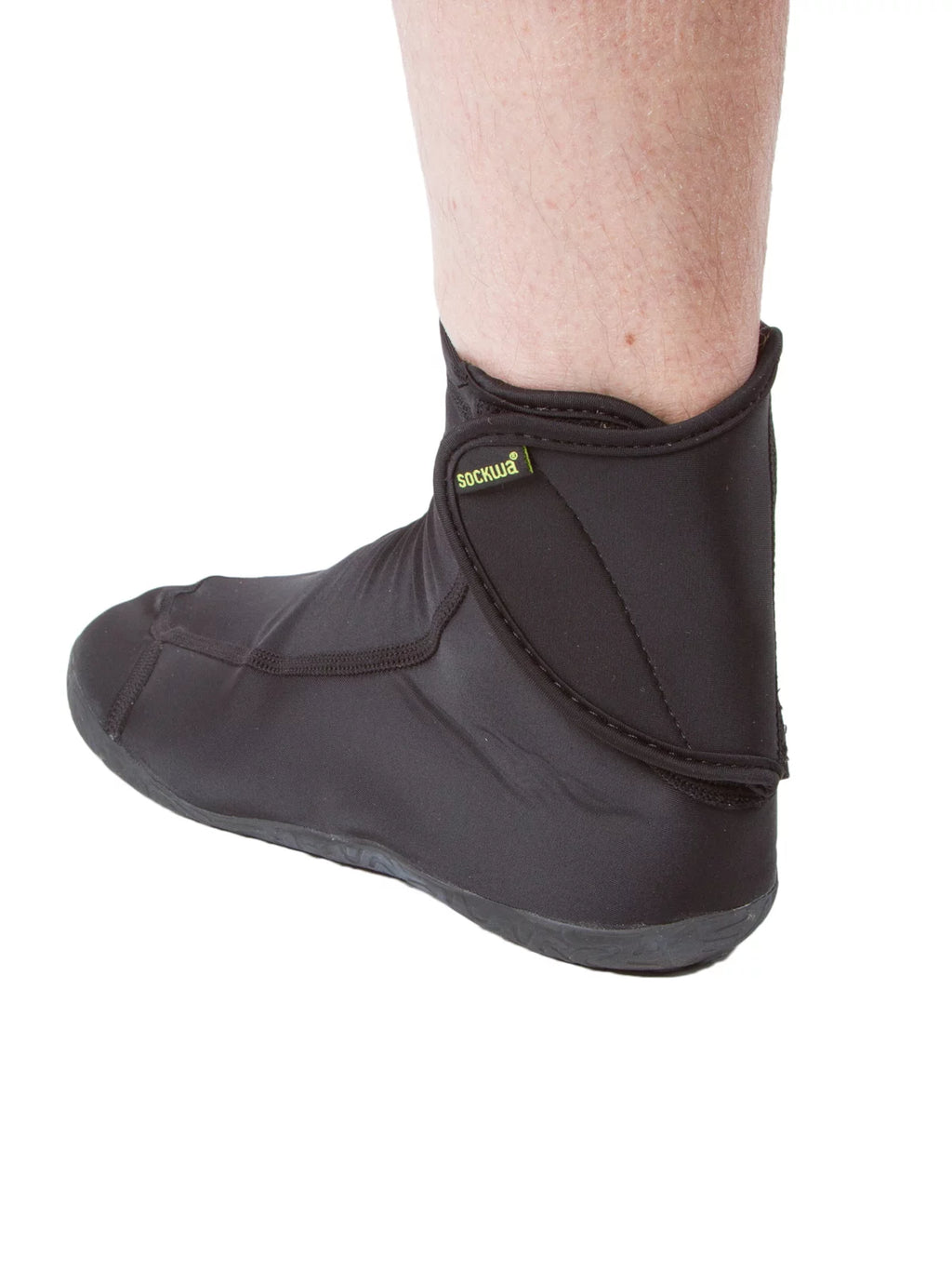 Black Beach Sneakers L24844