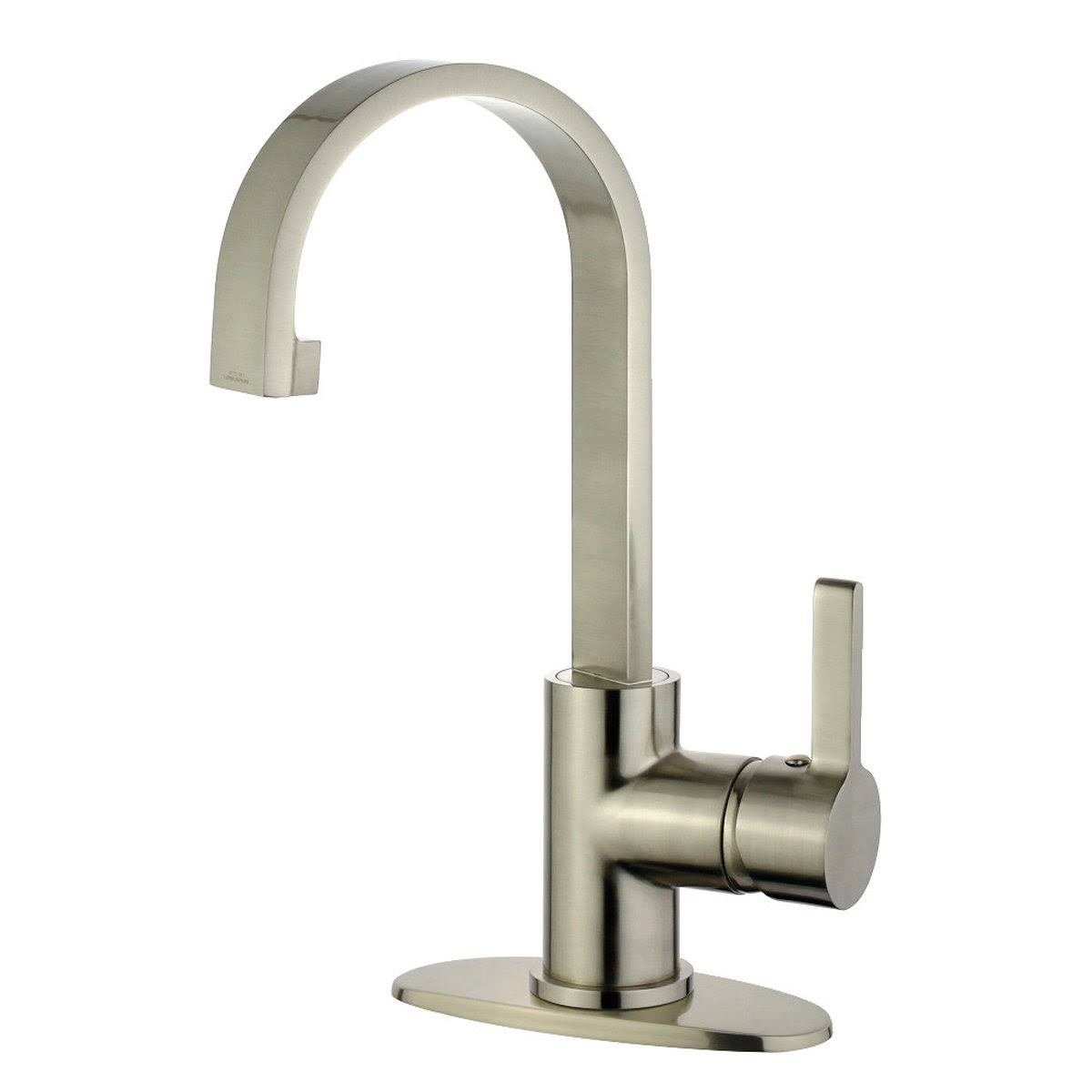 Polished Chrome Single-Handle Bathroom Faucet X546883
