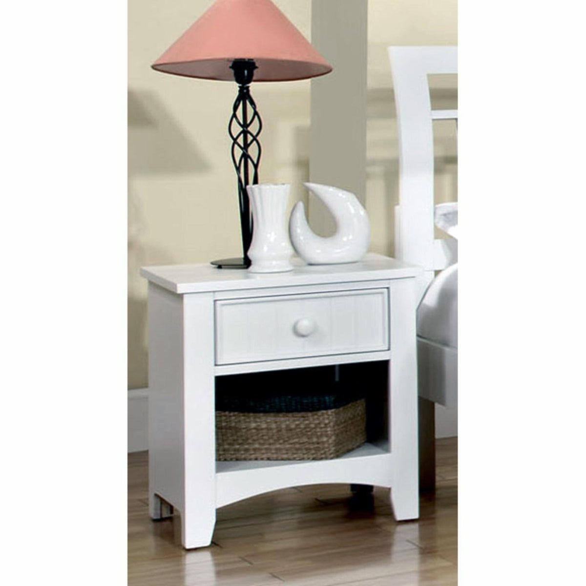 1 Drawer Nightstand C370