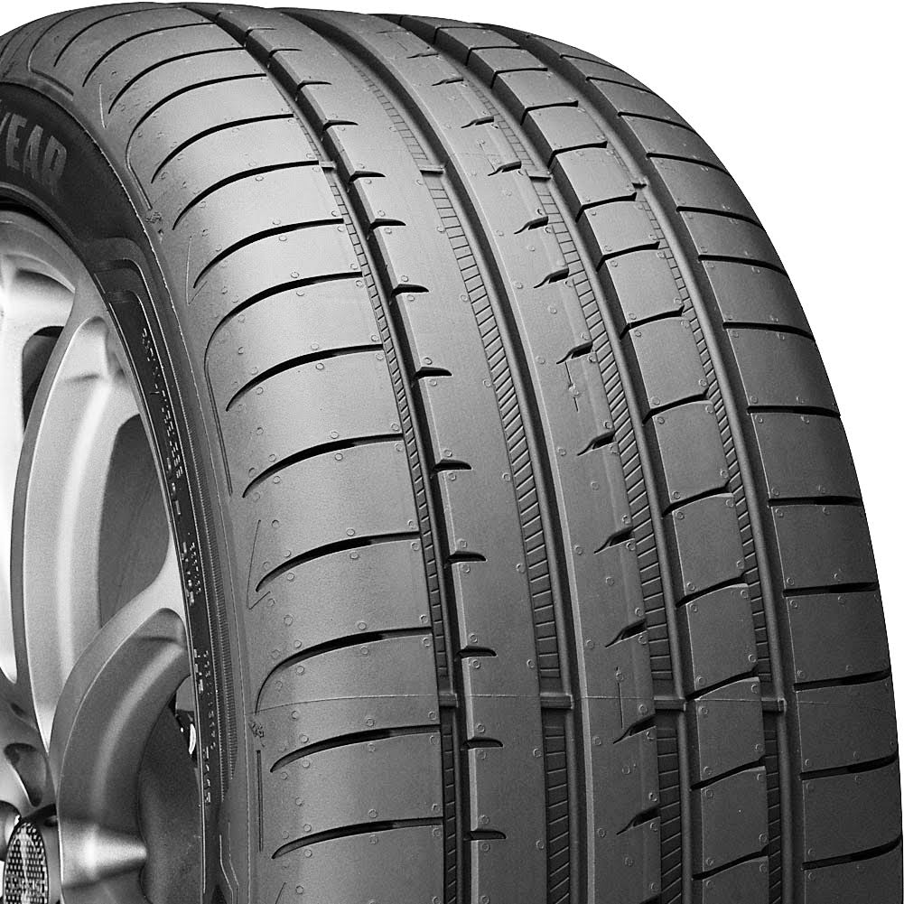 285/35R22 W Tire W9816